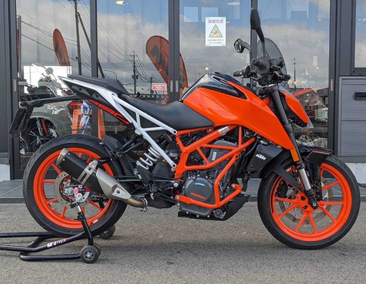 KTM 390 DUKE 2020 極上中古車入荷 山形県KTM正規ディーラー SUZUKI